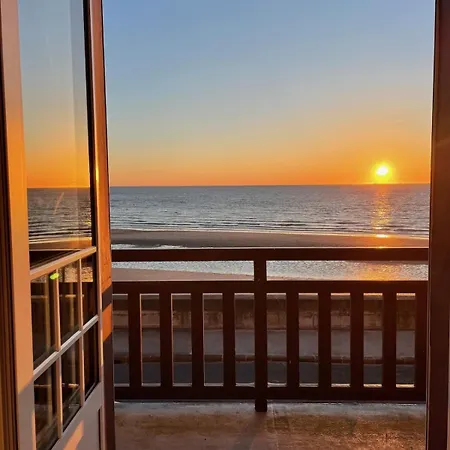 Casa vacanze Renovated House With Sea View Trouville-sur-Mer