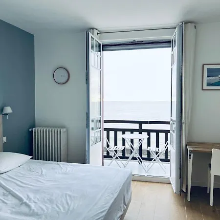 Renovated House With Sea View Сasa de vacaciones *