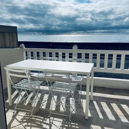 Renovated House With Sea View *