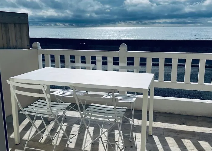 Renovated House With Sea View *