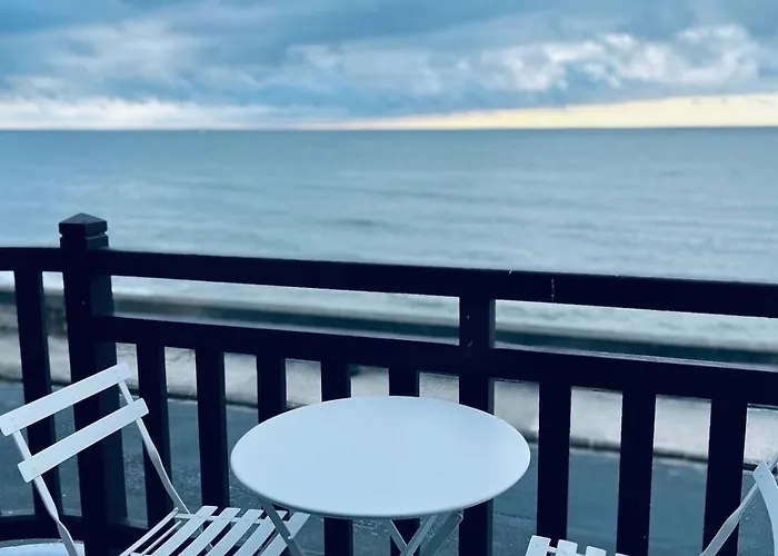 Renovated House With Sea View Casa vacanze Trouville-sur-Mer