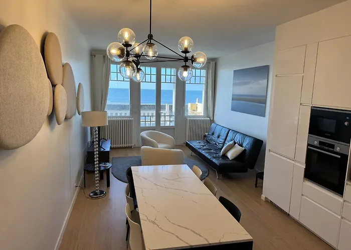 Renovated House With Sea View