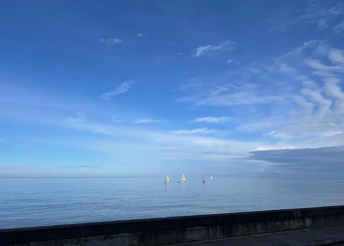 Renovated House With Sea View